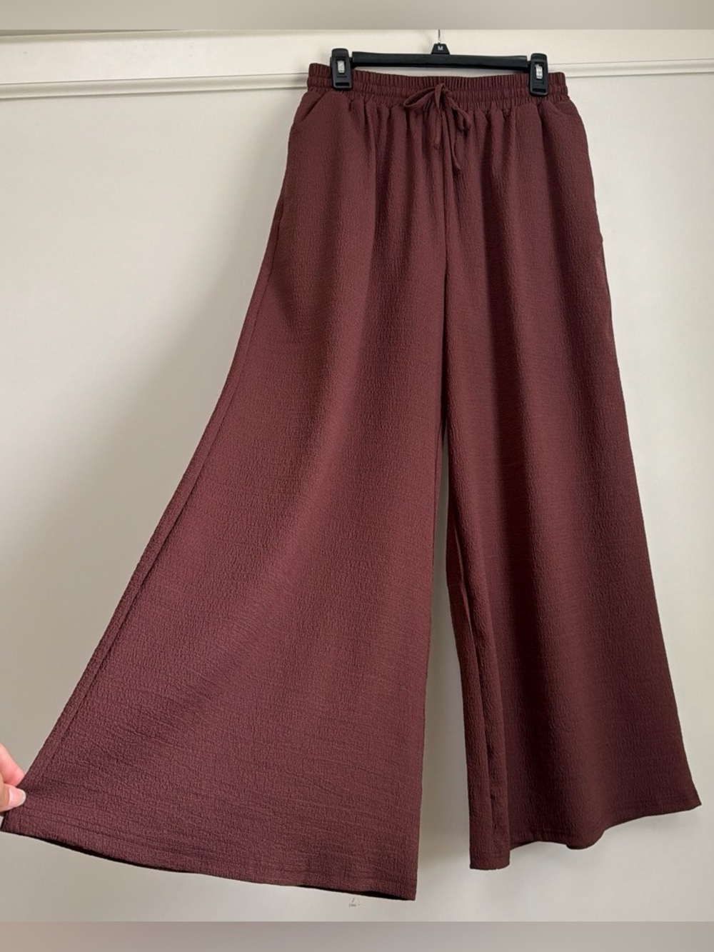 in february Chocolate Brown Textured Wide Leg Palazzo Pants Lined Pockets M NWT - Picture 2 of 6